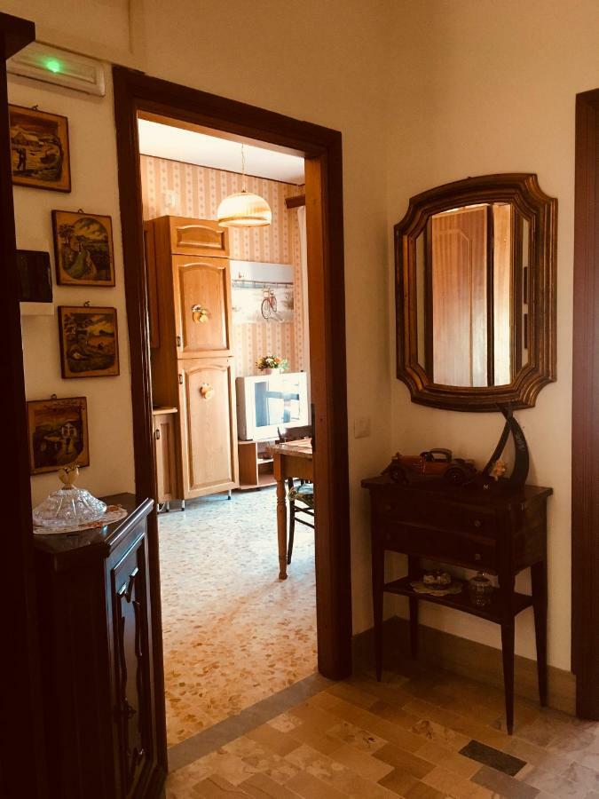 Appartamento Di Giuseppe Sonnino Екстериор снимка